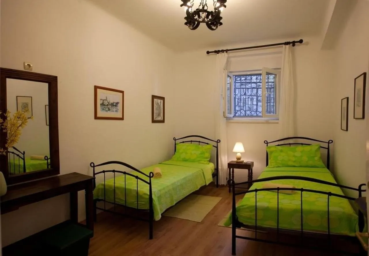 Apartment Zdrav - With Big Terrace Split Croatia