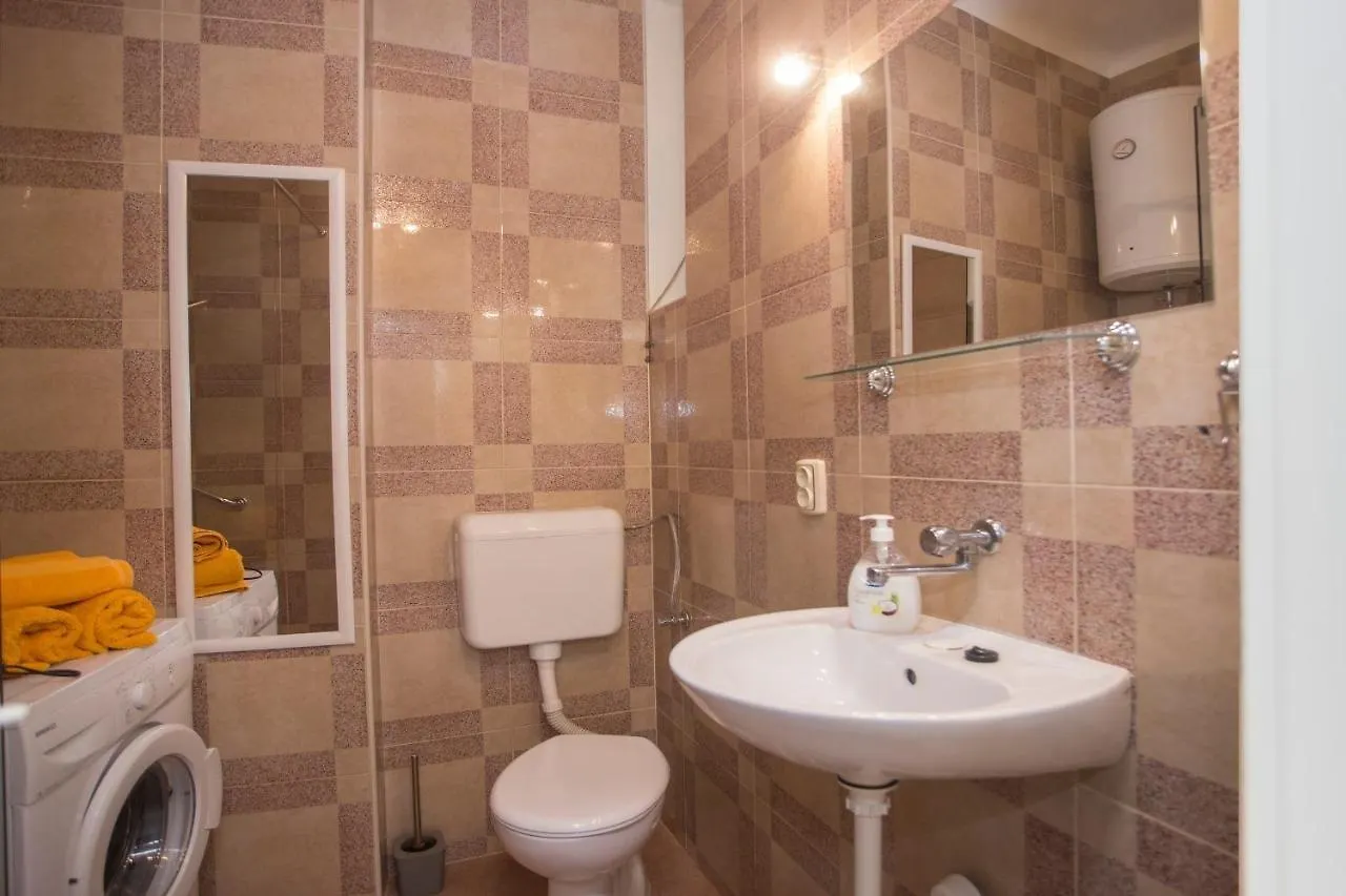 Apartment Zdrav - With Big Terrace Split